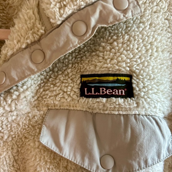 L.L. Bean Cream Sherpa Sweater - Picture 2 of 6